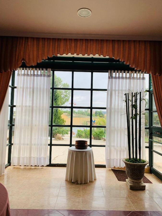 Hotel El Prado By Vivere Stays Carrascosa del Campo Екстериор снимка