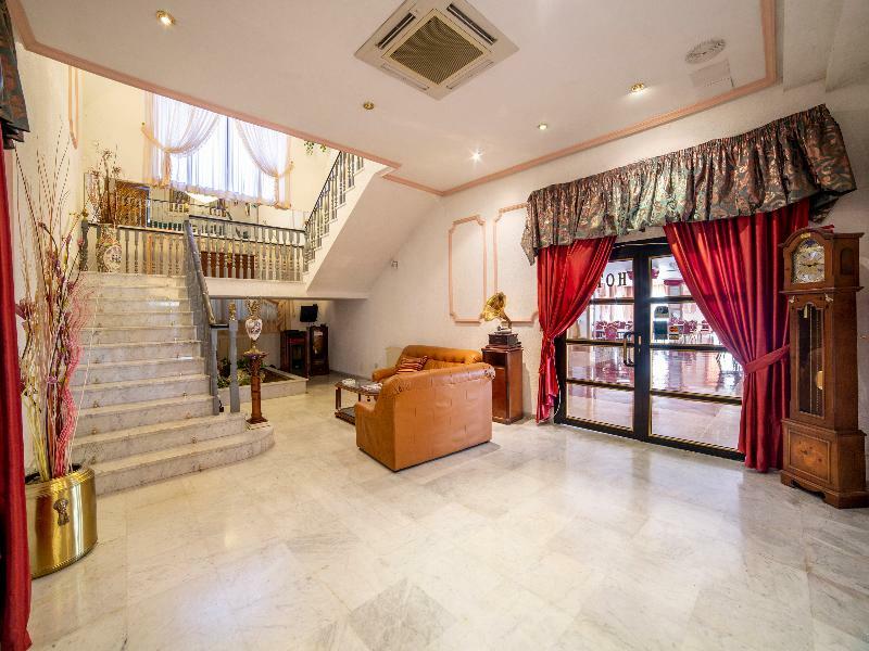 Hotel El Prado By Vivere Stays Carrascosa del Campo Екстериор снимка